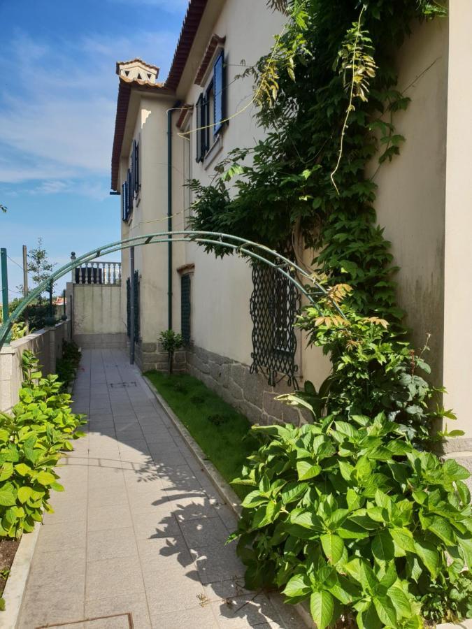 Classico Guesthouse ヴィラ・ノヴァ・デ・ガイア エクステリア 写真