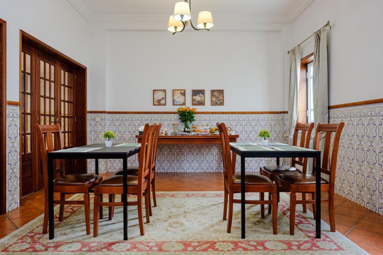 Classico Guesthouse ヴィラ・ノヴァ・デ・ガイア エクステリア 写真