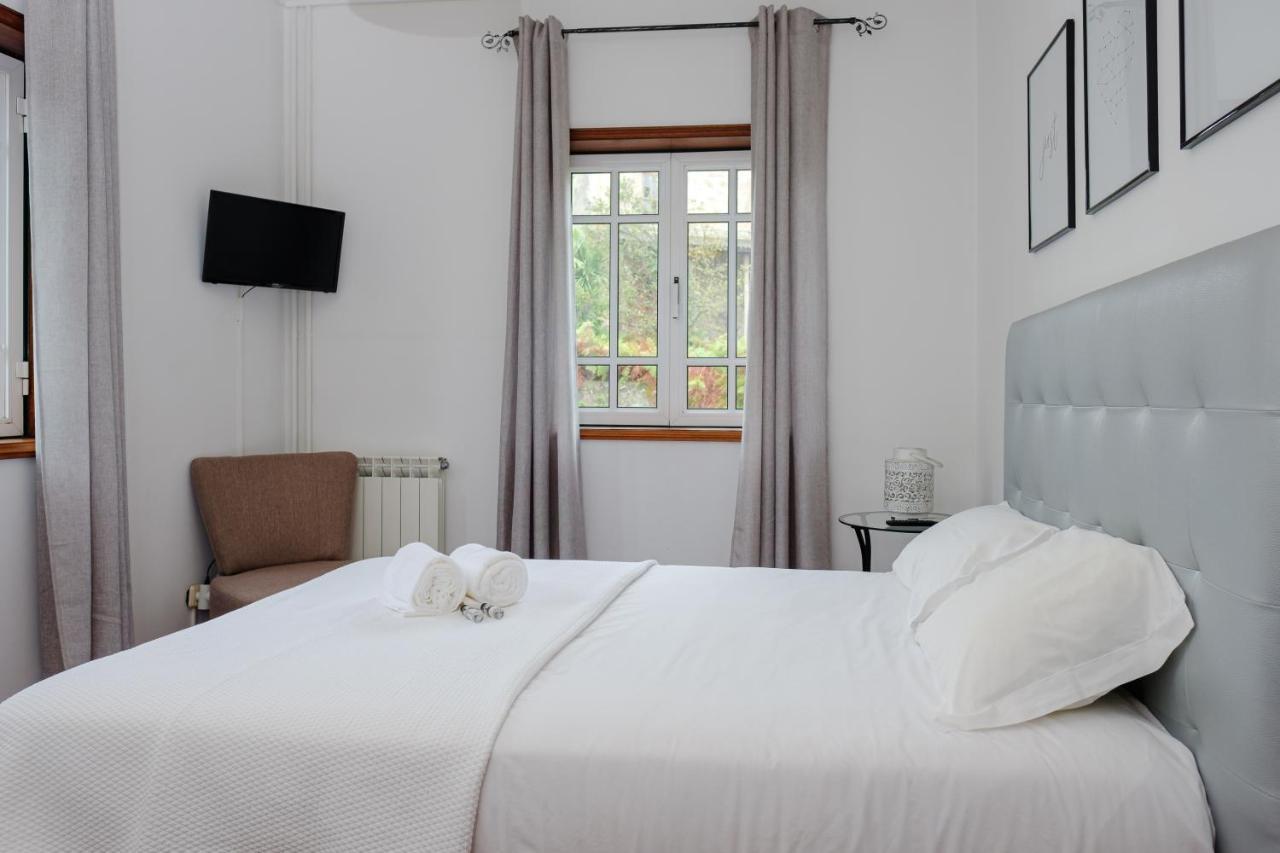 Classico Guesthouse ヴィラ・ノヴァ・デ・ガイア エクステリア 写真